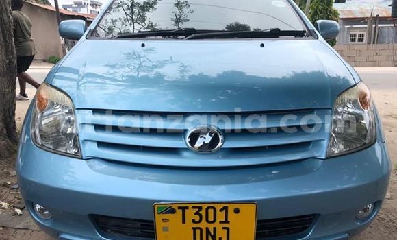 Buy Used Toyota IST Blue Car in Dar es Salaam in Dar es Salaam Buy Used Toyota IST Blue Car in Dar es Salaam in Dar es Salaam