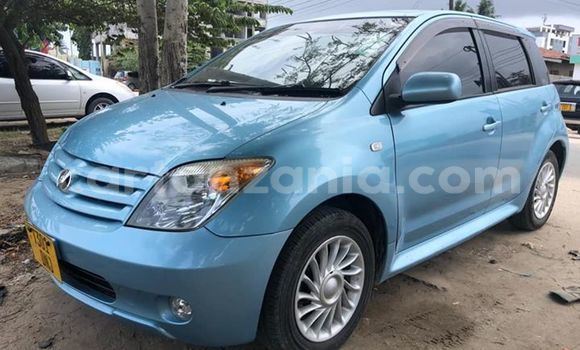 Buy Used Toyota IST Blue Car in Dar es Salaam in Dar es Salaam Buy Used Toyota IST Blue Car in Dar es Salaam in Dar es Salaam