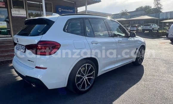 Nunua Ilio tumika BMW X3 Nyingine Gari ndani ya Bariadi nchini Simiyu Nunua Ilio tumika BMW X3 Nyingine Gari ndani ya Bariadi nchini Simiyu