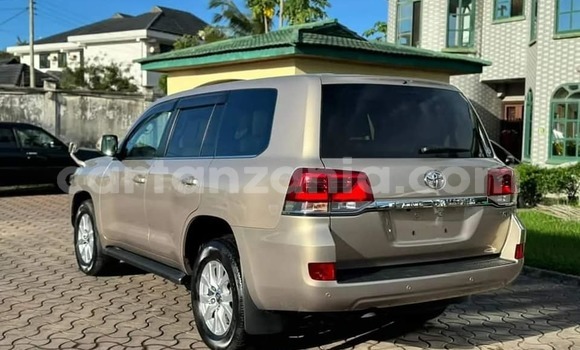 Buy Used Toyota Land Cruiser Other Car in Dar es Salaam in Dar es Salaam