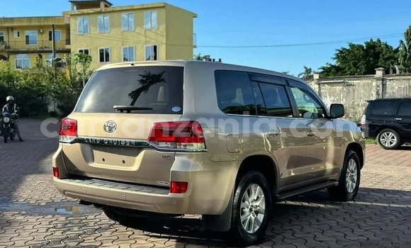 Nunua Ilio tumika Toyota Land Cruiser Nyingine Gari ndani ya Dar es Salaam nchini Dar es Salaam Nunua Ilio tumika Toyota Land Cruiser Nyingine Gari ndani ya Dar es Salaam nchini Dar es Salaam