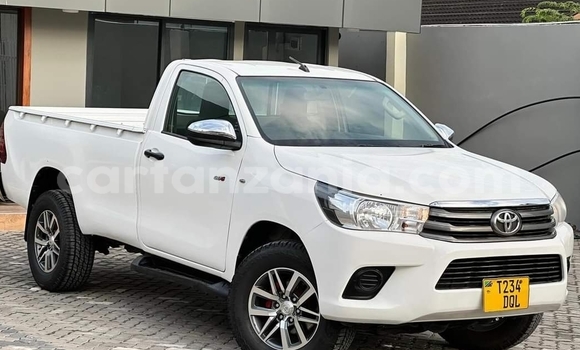 Buy Used Toyota Hilux White Car in Dar es Salaam in Dar es Salaam