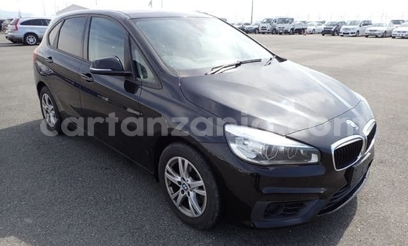 Nunua Imported BMW 2-Series Nyeusi Gari ndani ya Dar es Salaam nchini Dar es Salaam Nunua Imported BMW 2-Series Nyeusi Gari ndani ya Dar es Salaam nchini Dar es Salaam