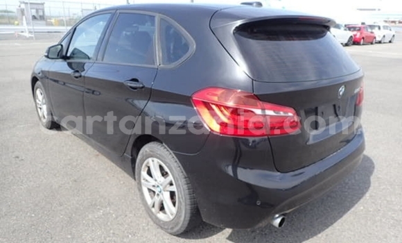 Nunua Imported BMW 2-Series Nyeusi Gari ndani ya Dar es Salaam nchini Dar es Salaam Nunua Imported BMW 2-Series Nyeusi Gari ndani ya Dar es Salaam nchini Dar es Salaam