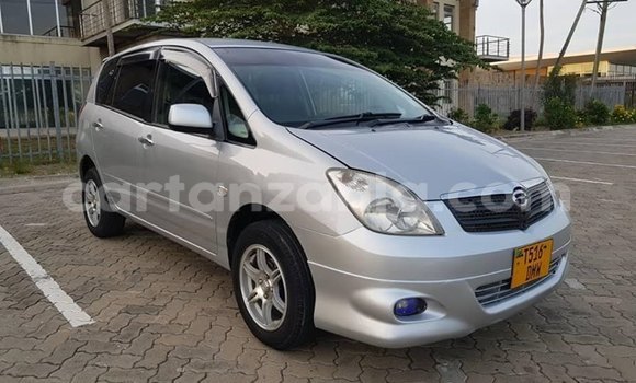 Buy Used Toyota Spacio Silver Car in Dar es Salaam in Dar es Salaam Buy Used Toyota Spacio Silver Car in Dar es Salaam in Dar es Salaam