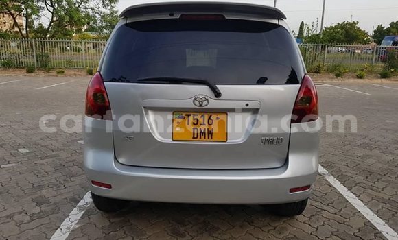Buy Used Toyota Spacio Silver Car in Dar es Salaam in Dar es Salaam Buy Used Toyota Spacio Silver Car in Dar es Salaam in Dar es Salaam