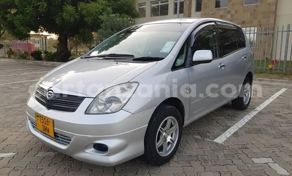 Buy Used Toyota Spacio Silver Car in Dar es Salaam in Dar es Salaam Buy Used Toyota Spacio Silver Car in Dar es Salaam in Dar es Salaam