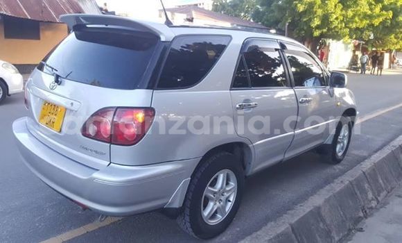 Buy Used Toyota Harrier Silver Car in Dar es Salaam in Dar es Salaam Buy Used Toyota Harrier Silver Car in Dar es Salaam in Dar es Salaam