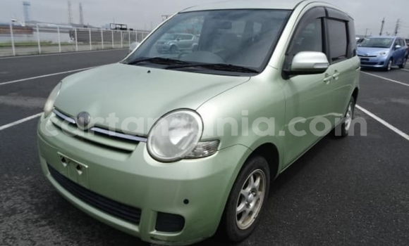 Buy Import Toyota Sienta Green Car in Dar es Salaam in Dar es Salaam Buy Import Toyota Sienta Green Car in Dar es Salaam in Dar es Salaam