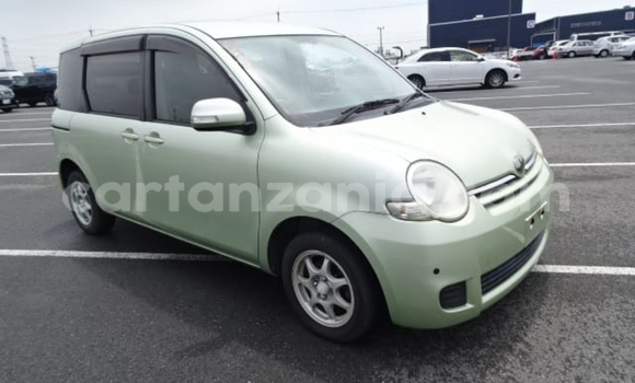 Buy Import Toyota Sienta Green Car in Dar es Salaam in Dar es Salaam Buy Import Toyota Sienta Green Car in Dar es Salaam in Dar es Salaam