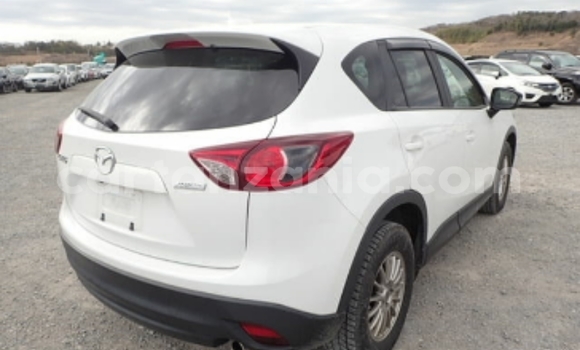 Nunua Imported Mazda CX-5 Nyeupe Gari ndani ya Dar es Salaam nchini Dar es Salaam Nunua Imported Mazda CX-5 Nyeupe Gari ndani ya Dar es Salaam nchini Dar es Salaam