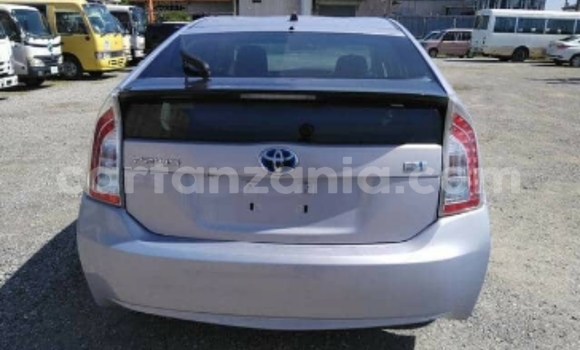 Nunua Imported Toyota Prius Nyingine Gari ndani ya Dar es Salaam nchini Dar es Salaam Nunua Imported Toyota Prius Nyingine Gari ndani ya Dar es Salaam nchini Dar es Salaam