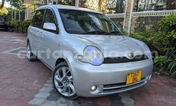 Buy Used Toyota Sienta Other Car in Dar es Salaam in Dar es Salaam Buy Used Toyota Sienta Other Car in Dar es Salaam in Dar es Salaam