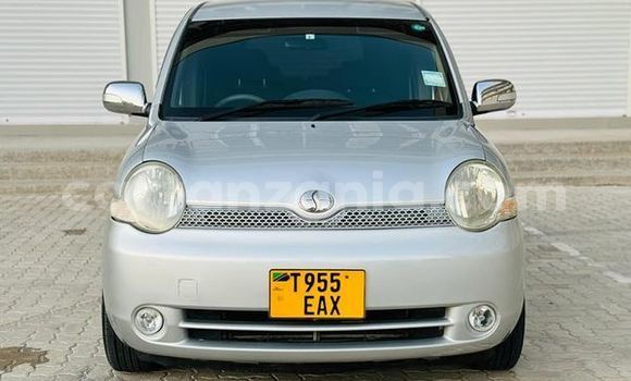 Buy Used Toyota Sienta Other Car in Dar es Salaam in Dar es Salaam Buy Used Toyota Sienta Other Car in Dar es Salaam in Dar es Salaam