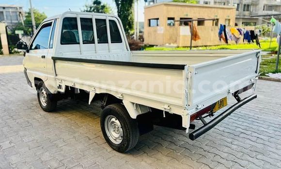 Buy Used Toyota Town Ace Other Car in Dar es Salaam in Dar es Salaam Buy Used Toyota Town Ace Other Car in Dar es Salaam in Dar es Salaam