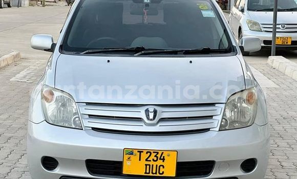 Nunua Ilio tumika Toyota IST Nyingine Gari ndani ya Dar es Salaam nchini Dar es Salaam Nunua Ilio tumika Toyota IST Nyingine Gari ndani ya Dar es Salaam nchini Dar es Salaam