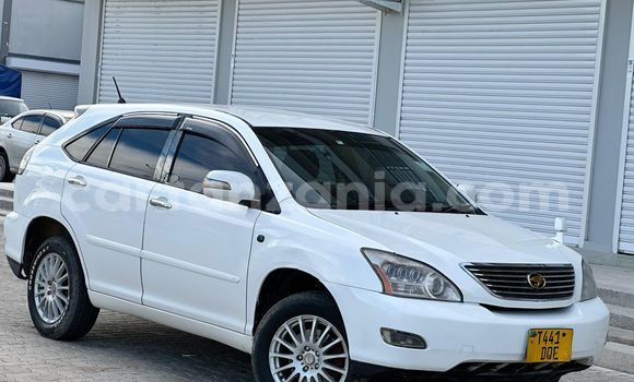 Buy Used E-Car GD04B White Car in Dar es Salaam in Dar es Salaam Buy Used E-Car GD04B White Car in Dar es Salaam in Dar es Salaam