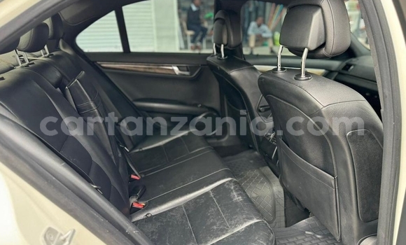 Buy Used Mercedes-Benz C-Classe White Car in Dar es Salaam in Dar es Salaam Buy Used Mercedes-Benz C-Classe White Car in Dar es Salaam in Dar es Salaam