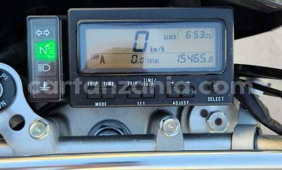 Buy Used Suzuki DR-Z Beige Bike in Arusha in Arusha Buy Used Suzuki DR-Z Beige Bike in Arusha in Arusha
