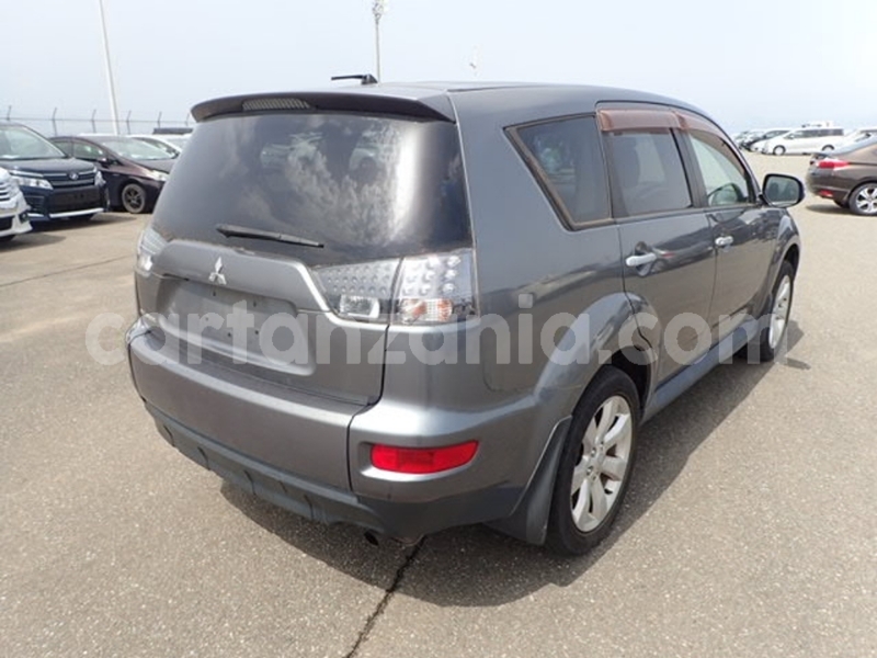 Big with watermark mitsubishi outlander dar es salaam dar es salaam 22004