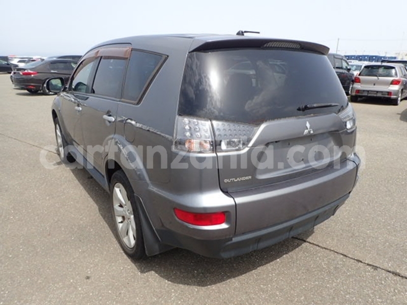 Big with watermark mitsubishi outlander dar es salaam dar es salaam 22004