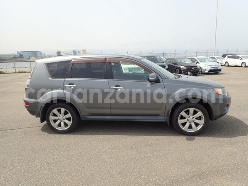 Big with watermark mitsubishi outlander dar es salaam dar es salaam 22004