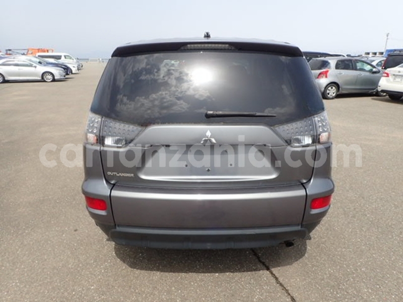 Big with watermark mitsubishi outlander dar es salaam dar es salaam 22004