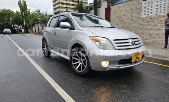 Buy Used Toyota IST Silver Car in Dar es Salaam in Dar es Salaam