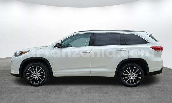 Buy Used Toyota Highlander Other Car in Buhigwe in Kigoma Buy Used Toyota Highlander Other Car in Buhigwe in Kigoma