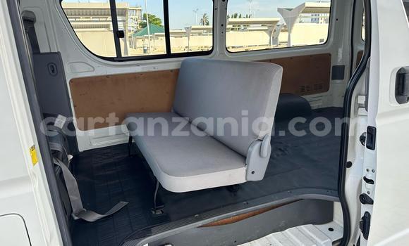 Buy Used Toyota HiAce White Truck in Dar es Salaam in Dar es Salaam Buy Used Toyota HiAce White Truck in Dar es Salaam in Dar es Salaam