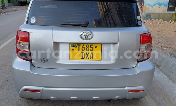 Buy Used Toyota IST Silver Car in Dar es Salaam in Dar es Salaam Buy Used Toyota IST Silver Car in Dar es Salaam in Dar es Salaam