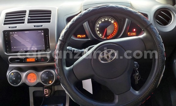 Buy Used Toyota IST Silver Car in Dar es Salaam in Dar es Salaam Buy Used Toyota IST Silver Car in Dar es Salaam in Dar es Salaam