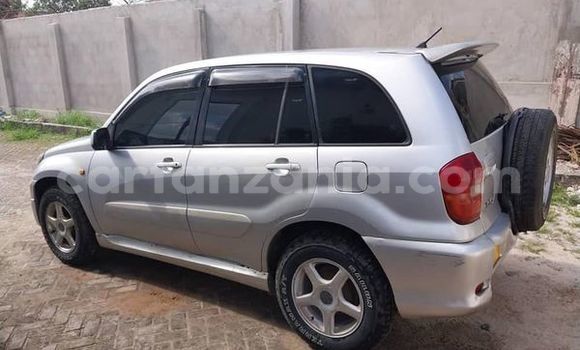 Nunua Ilio tumika Toyota RAV4 Nyingine Gari ndani ya Dar es Salaam nchini Dar es Salaam Nunua Ilio tumika Toyota RAV4 Nyingine Gari ndani ya Dar es Salaam nchini Dar es Salaam