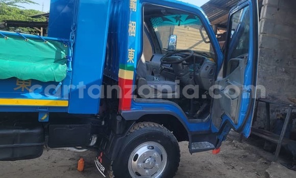 Buy Used Mitsubishi Fuso Fighter Blue Truck in Dar es Salaam in Dar es Salaam Buy Used Mitsubishi Fuso Fighter Blue Truck in Dar es Salaam in Dar es Salaam