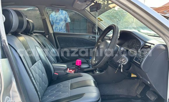 Buy Used Toyota Carina Silver Car in Dar es Salaam in Dar es Salaam