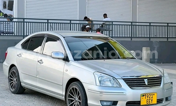 Nunua Ilio tumika Toyota Premio Fedha Gari ndani ya Dar es Salaam nchini Dar es Salaam