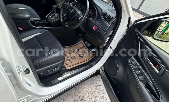 Buy Import Toyota Harrier White Car in Dar es Salaam in Dar es Salaam Buy Import Toyota Harrier White Car in Dar es Salaam in Dar es Salaam