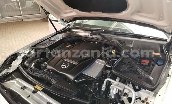 Nunua Ilio tumika Mercedes‒Benz C–Class Nyeupe Gari ndani ya Arusha nchini Arusha Nunua Ilio tumika Mercedes‒Benz C–Class Nyeupe Gari ndani ya Arusha nchini Arusha