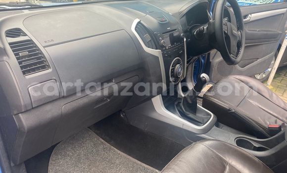 Nunua Ilio tumika Isuzu KB Bluu Gari ndani ya Arusha nchini Arusha Nunua Ilio tumika Isuzu KB Bluu Gari ndani ya Arusha nchini Arusha