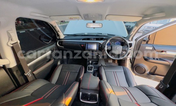 Nunua Imported Toyota Hiluxe Revo Nyeupe Gari ndani ya Dar es Salaam nchini Dar es Salaam Nunua Imported Toyota Hiluxe Revo Nyeupe Gari ndani ya Dar es Salaam nchini Dar es Salaam