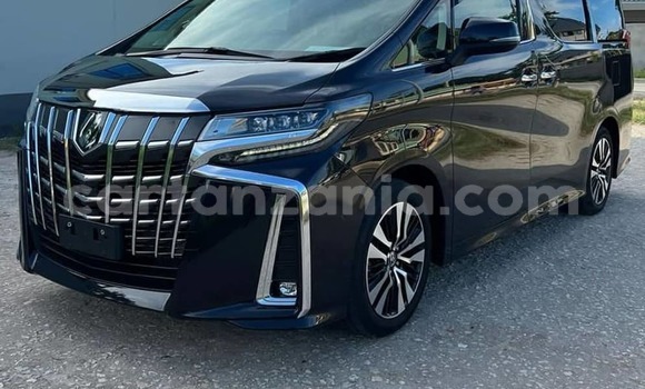 Buy Import Toyota Alphard Black Car in Dar es Salaam in Dar es Salaam Buy Import Toyota Alphard Black Car in Dar es Salaam in Dar es Salaam