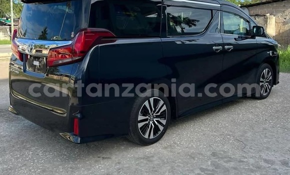 Buy Import Toyota Alphard Black Car in Dar es Salaam in Dar es Salaam Buy Import Toyota Alphard Black Car in Dar es Salaam in Dar es Salaam