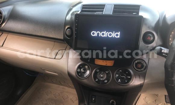 Nunua Ilio tumika Toyota Vanguard Nyeusi Gari ndani ya Dar es Salaam nchini Dar es Salaam Nunua Ilio tumika Toyota Vanguard Nyeusi Gari ndani ya Dar es Salaam nchini Dar es Salaam