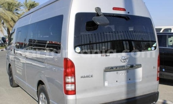Buy Used Toyota Hiace Silver Car in Dodoma in Dodoma