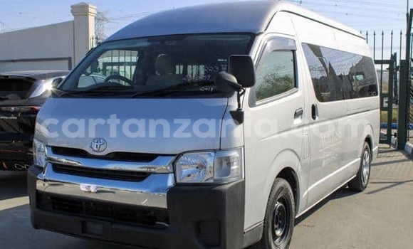 Buy Used Toyota Hiace Silver Car in Dodoma in Dodoma Buy Used Toyota Hiace Silver Car in Dodoma in Dodoma