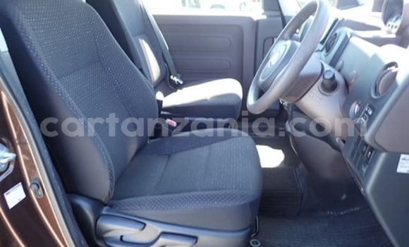 Buy Import Toyota Porte Brown Car in Dar es Salaam in Dar es Salaam Buy Import Toyota Porte Brown Car in Dar es Salaam in Dar es Salaam