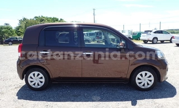 Buy Import Toyota Porte Brown Car in Dar es Salaam in Dar es Salaam Buy Import Toyota Porte Brown Car in Dar es Salaam in Dar es Salaam