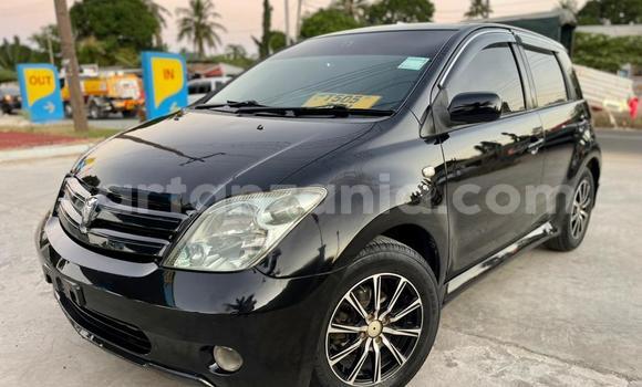 Buy Used Toyota IST Black Car in Dar es Salaam in Dar es Salaam