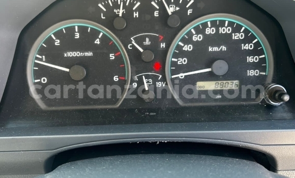 Nunua Ilio tumika Toyota Land Cruiser Nyeupe Gari ndani ya Dar es Salaam nchini Dar es Salaam Nunua Ilio tumika Toyota Land Cruiser Nyeupe Gari ndani ya Dar es Salaam nchini Dar es Salaam