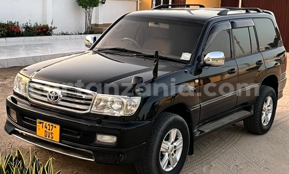 Buy Used Toyota Land Cruiser Black Car in Dar es Salaam in Dar es Salaam Buy Used Toyota Land Cruiser Black Car in Dar es Salaam in Dar es Salaam
